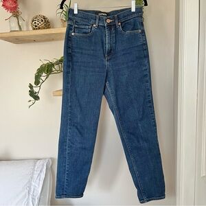 Express Super High Rise Mom Jean